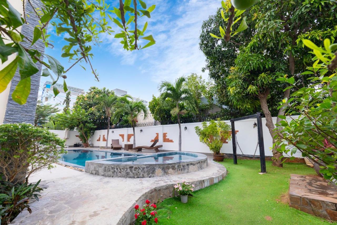 Luxury Villa Bai Sau Near Beach Vung Tau Exterior photo